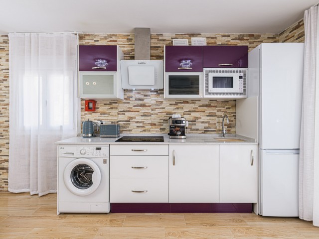 Apartamento con 3 Dormitorios  en Málaga