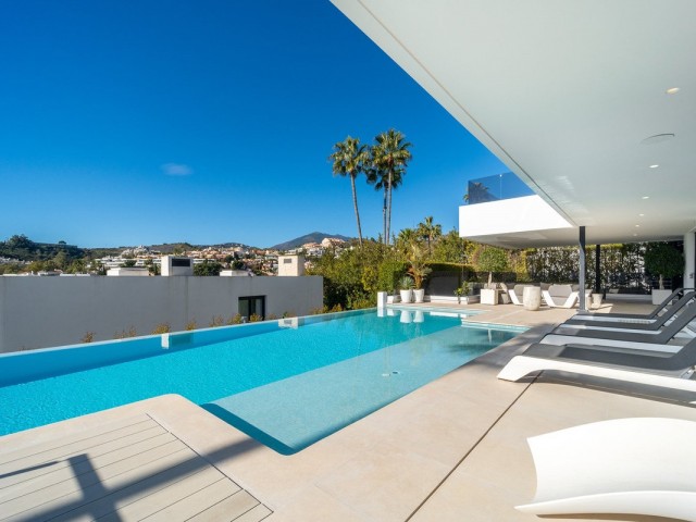 5 Schlafzimmer Villa in Marbella