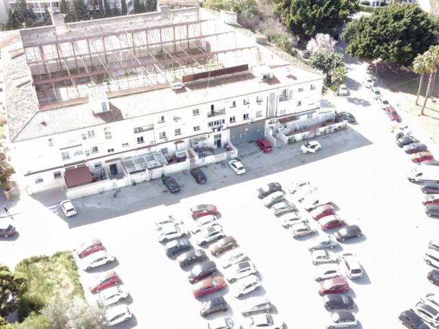 Comercial con 0 Dormitorios  en La Colina