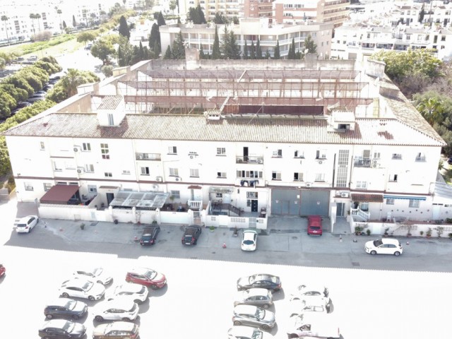 Comercial, La Colina, R5274619