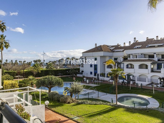 4 Schlafzimmer Reihenhaus in San Pedro de Alcántara