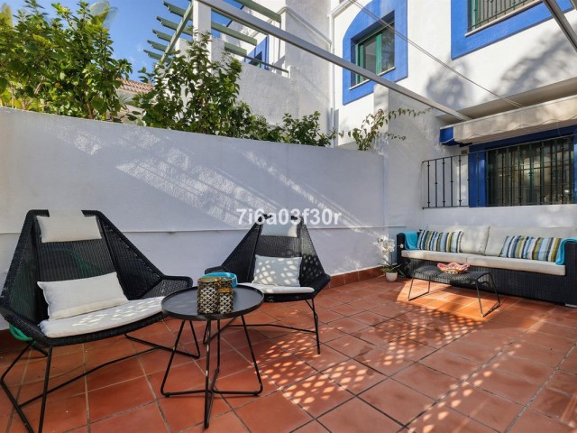 4 Schlafzimmer Reihenhaus in San Pedro de Alcántara