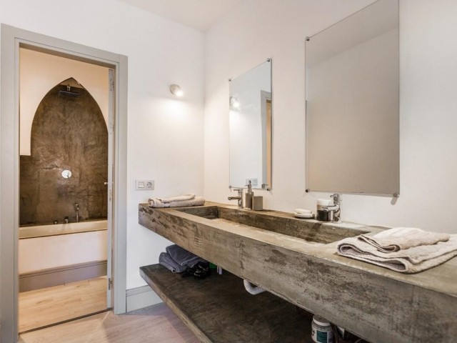 2 Bedrooms Apartment in Nueva Andalucía