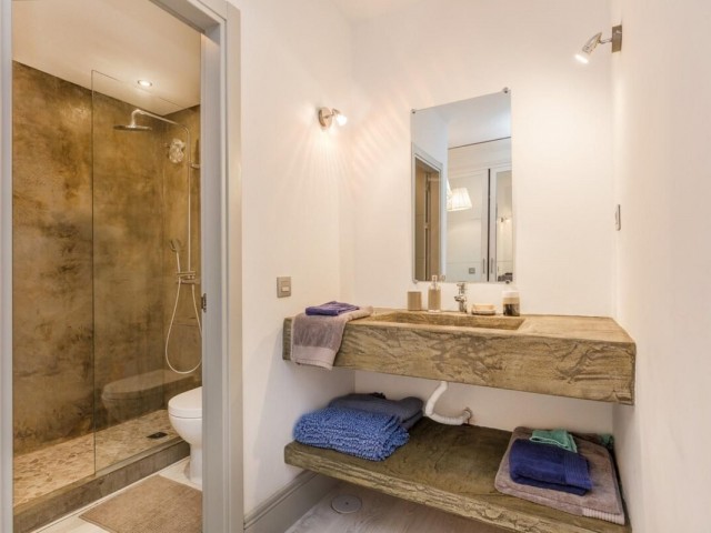 2 Bedrooms Apartment in Nueva Andalucía