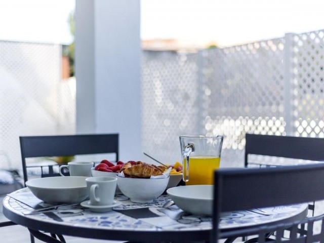 2 Bedrooms Apartment in Nueva Andalucía