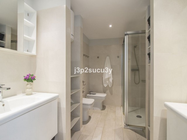 3 Bedrooms Apartment in Guadalmina Baja