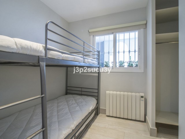 3 Bedrooms Apartment in Guadalmina Baja