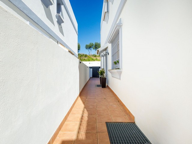 3 Makuuhuoneen Rivitalo Estepona