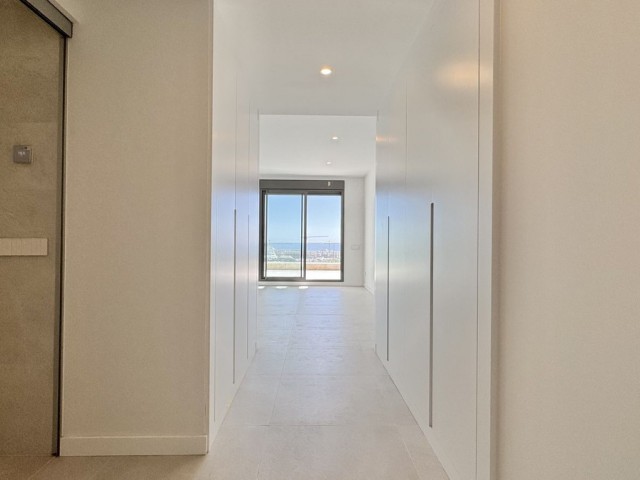 Penthouse avec 3 Chambres  à Selwo