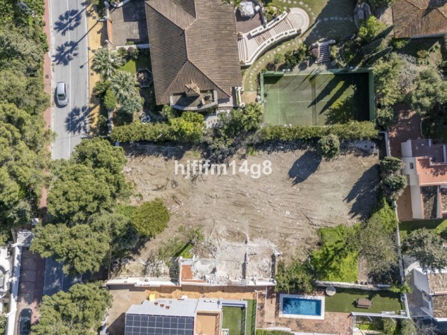  Tomt i Nueva Andalucía