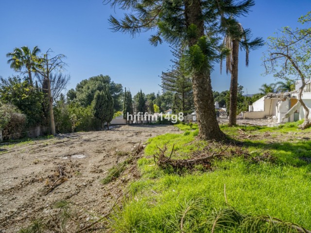  Tomt i Nueva Andalucía