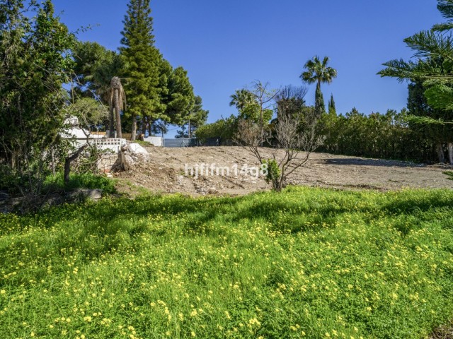  Tomt i Nueva Andalucía