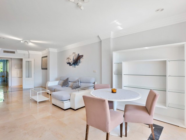 2 Bedrooms Apartment in Marbella