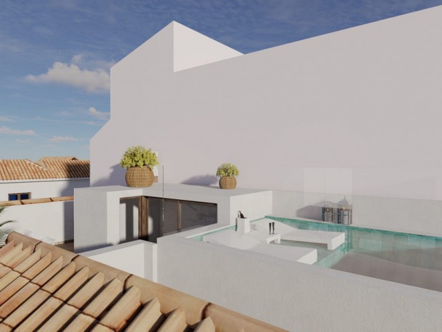 3 Bedrooms Townhouse in Estepona