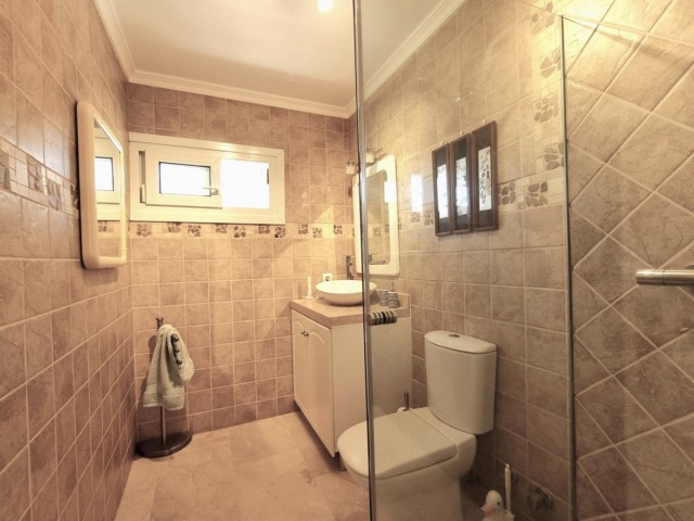 5 Sovrums Villa i Benalmadena