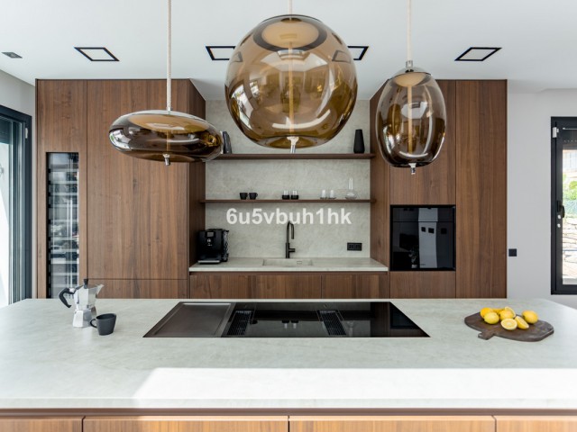 4 Soveroms Rekkehus i Estepona