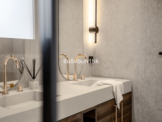 4 Soveroms Rekkehus i Estepona