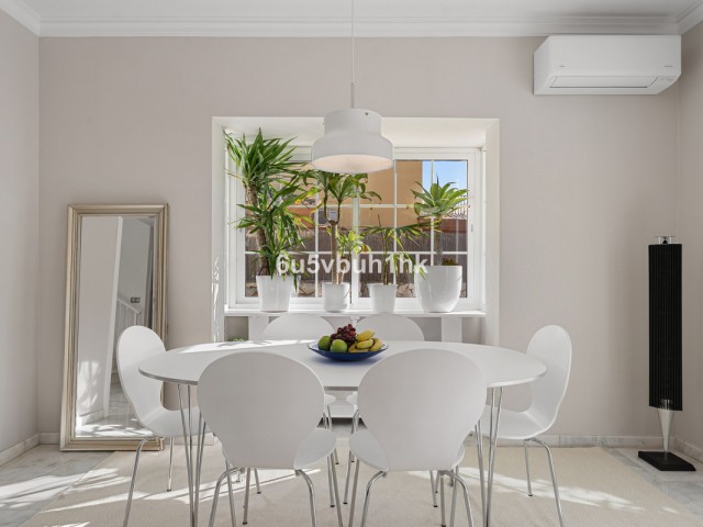 Maison mitoyenne avec 4 Chambres  à Campo Mijas