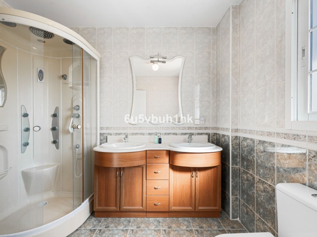 Maison mitoyenne avec 4 Chambres  à Campo Mijas