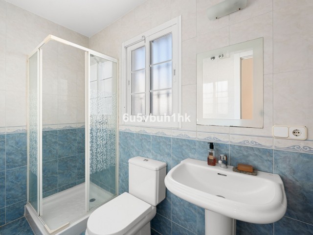 Maison mitoyenne avec 4 Chambres  à Campo Mijas