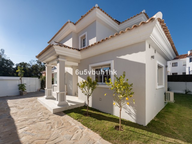 4 Bedrooms Villa in Campo Mijas