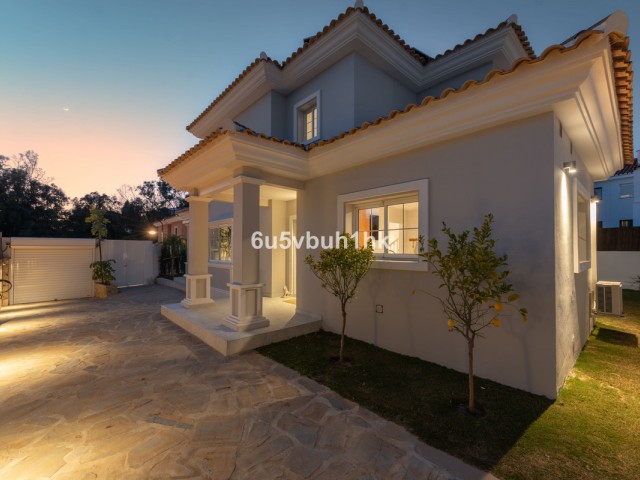 4 Bedrooms Villa in Campo Mijas