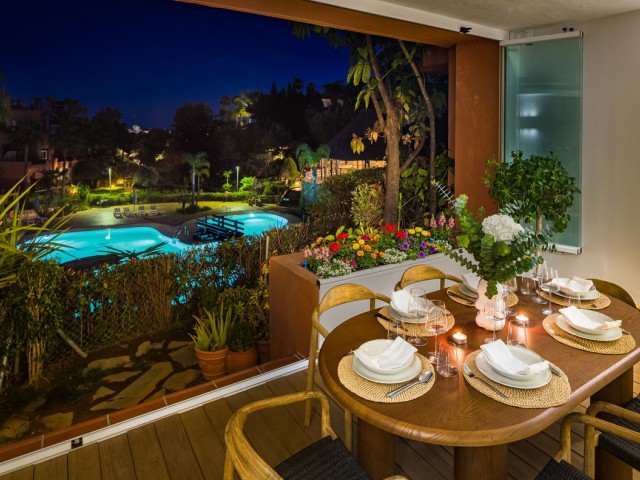 4 Makuuhuoneen Huoneisto Nueva Andalucía