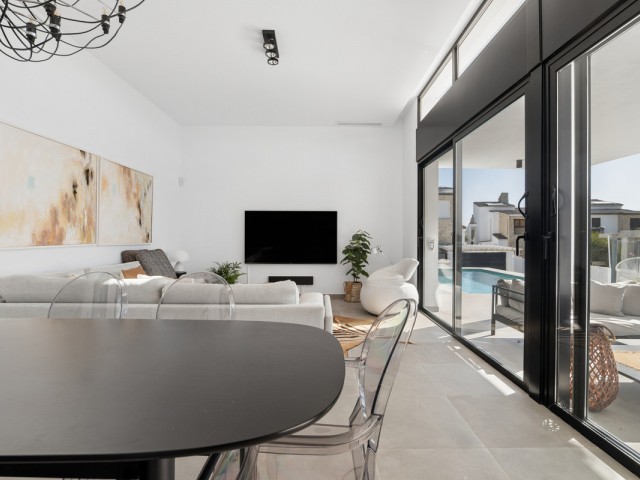 Villa con 3 Dormitorios  en Valle Romano