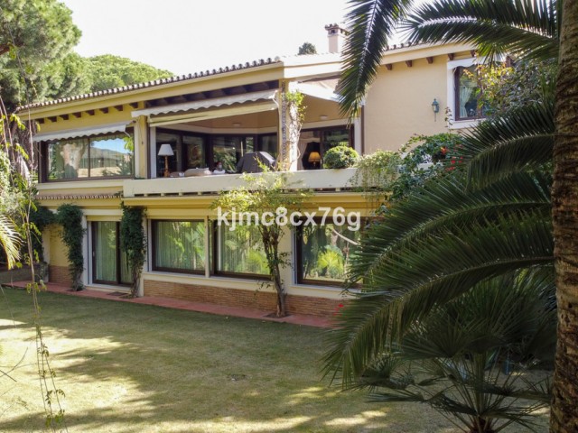 7 Makuuhuoneen Huvila Calahonda