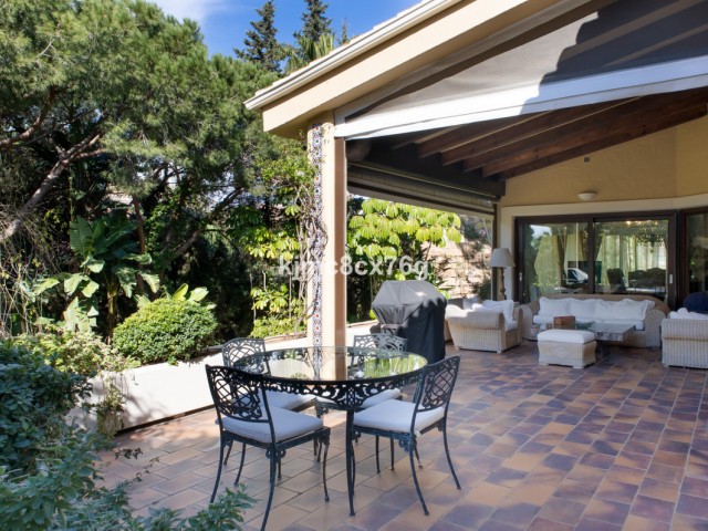 7 Makuuhuoneen Huvila Calahonda