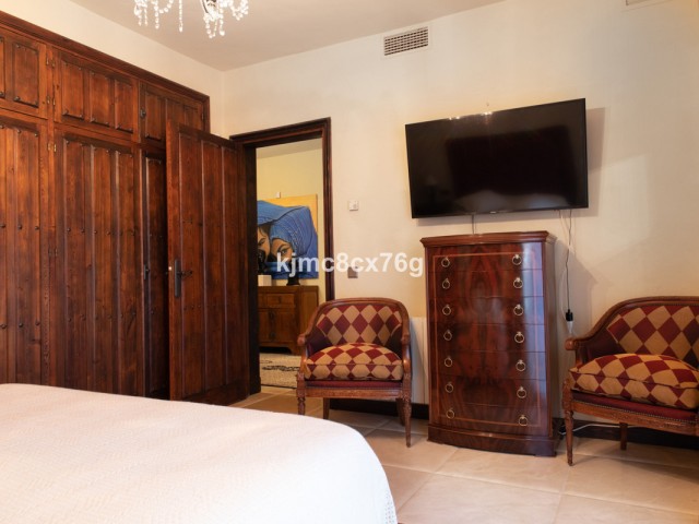 7 Makuuhuoneen Huvila Calahonda