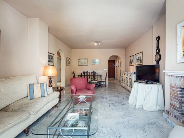 Huoneisto, Guadalmina Baja, R5118331