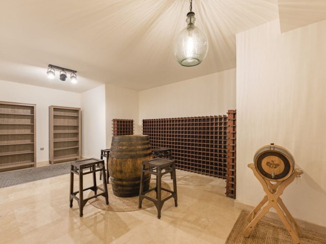 6 Bedrooms Villa in Nueva Andalucía