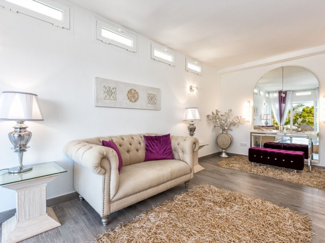 6 Schlafzimmer Villa in Estepona