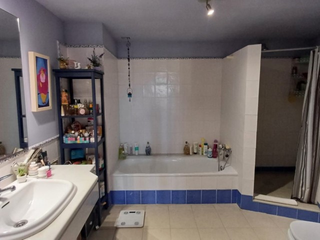 2 Makuuhuoneen Huoneisto Guadalmina Alta