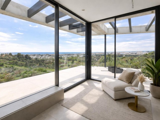 4 Bedrooms Villa in Nueva Andalucía