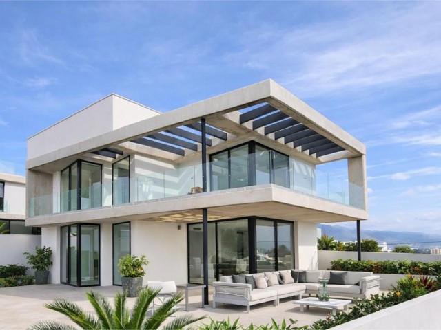 Villa, Nueva Andalucia