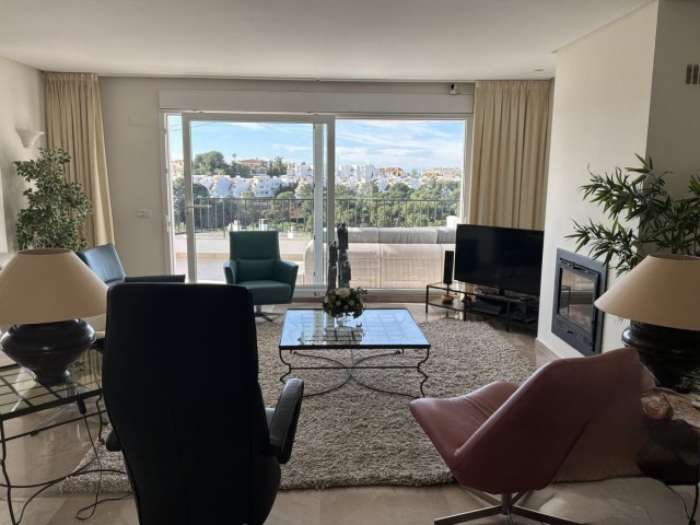 Takvåning i Torrequebrada