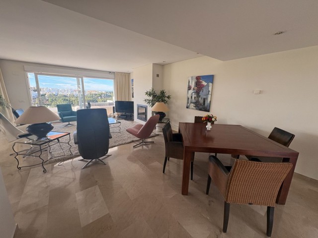 Ático con 3 Dormitorios  en Torrequebrada