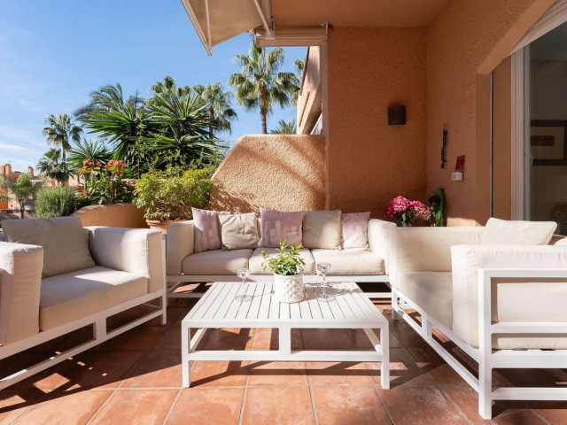 3 Bedrooms Townhouse in Nueva Andalucía