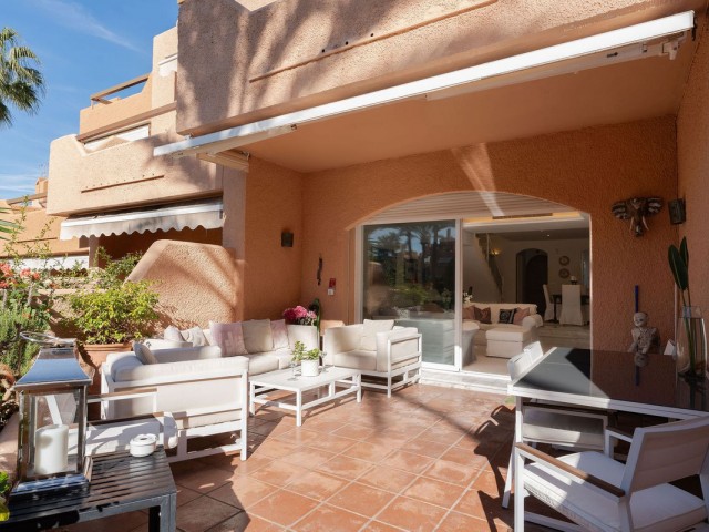 3 Bedrooms Townhouse in Nueva Andalucía