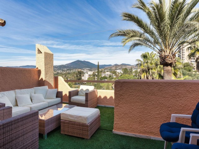 3 Bedrooms Townhouse in Nueva Andalucía