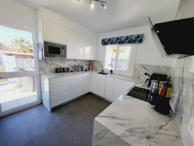 4 Schlafzimmer Villa in Riviera del Sol
