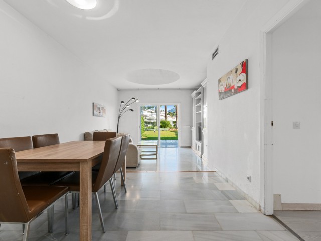 Appartement avec 2 Chambres  à Nueva Andalucía