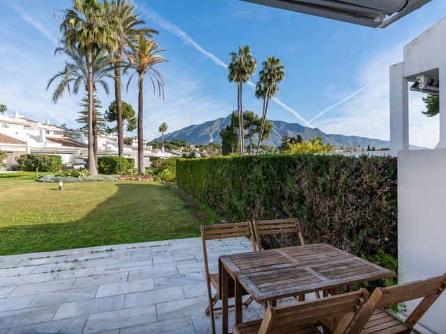 Appartement avec 2 Chambres  à Nueva Andalucía