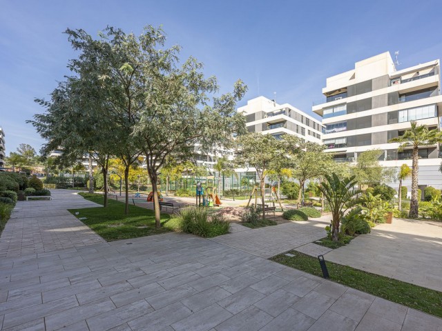 Appartement avec 3 Chambres  à Málaga
