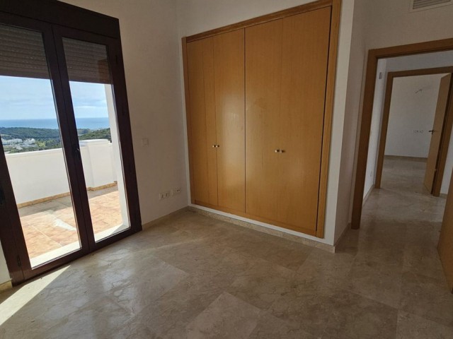 2 Slaapkamer Rijtjeshuis in Doña Julia