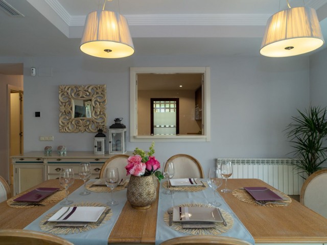 4 Bedrooms Townhouse in Nueva Andalucía