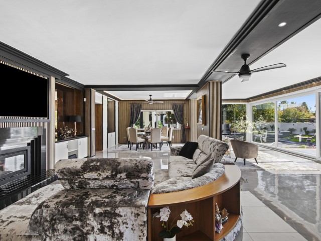 5 Makuuhuoneen Huvila Estepona