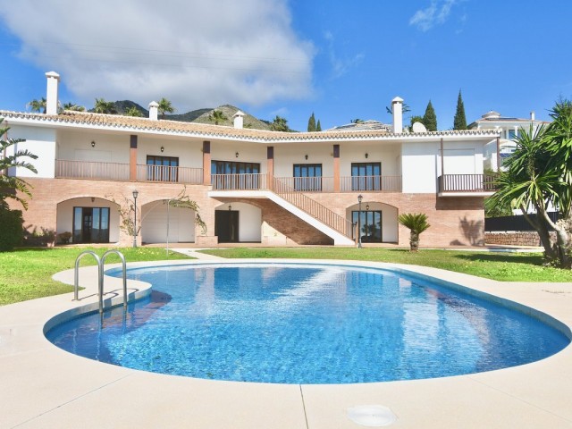 7 Sovrums Villa i Benalmadena